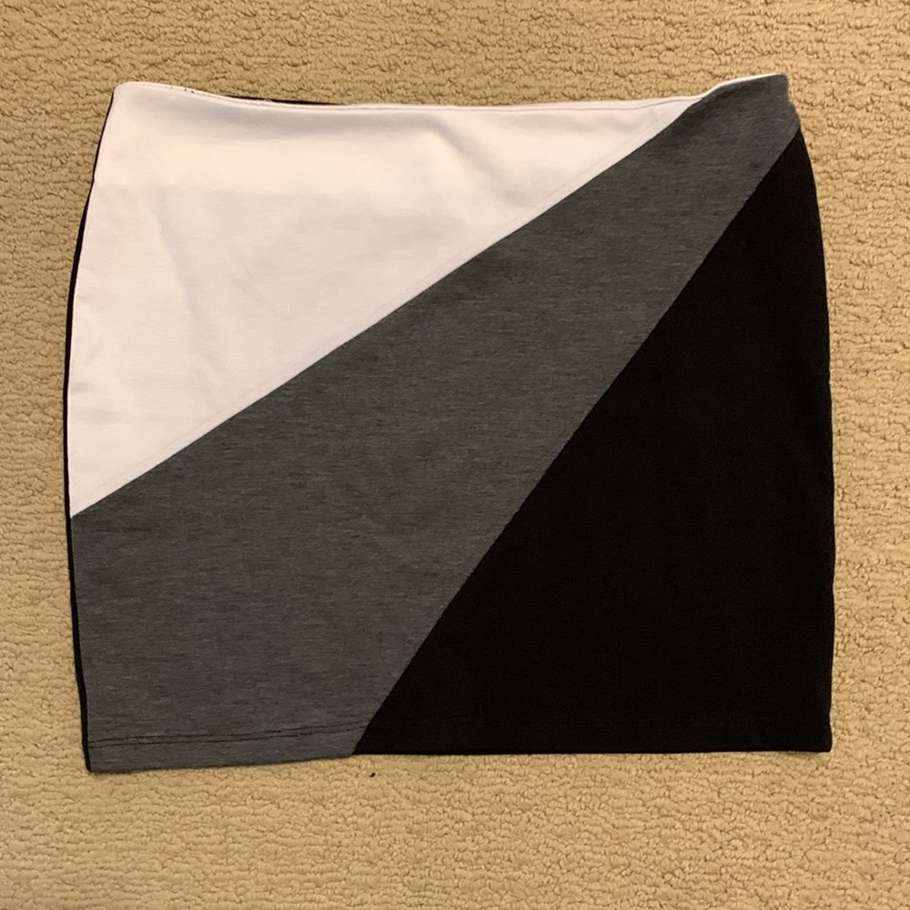 Color block mini pencil skirt - Picture 8 of 8